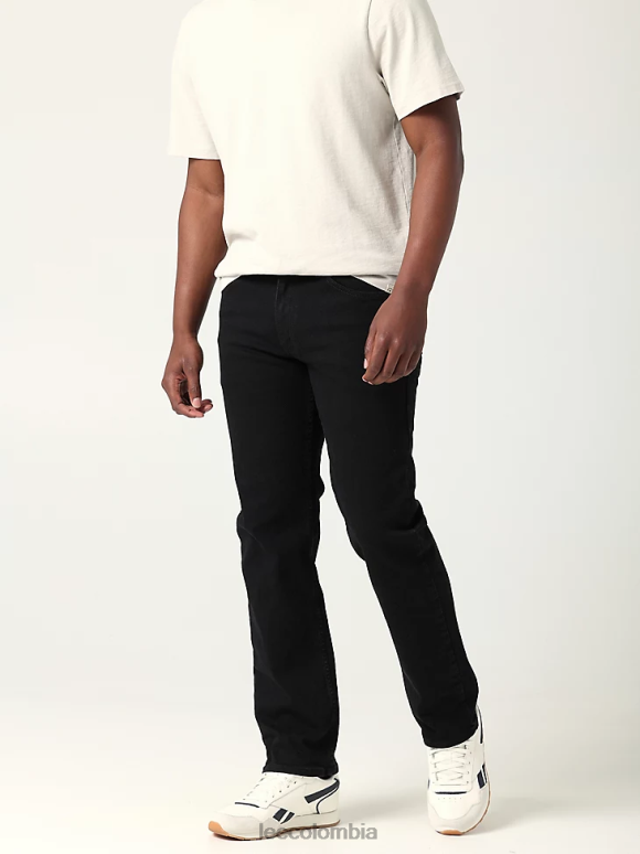 lee_hombres_legendario_jean_recto_regular_negro_sobretenido_ropa_z6h6f498.png Lee hombres legendario jean recto regular negro sobreteñido ropa Z6H6F498 - Image 1