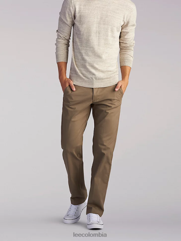 Lee hombres pantalón caqui de movimiento extremo (grande y alto) especia de madera ropa Z6H6F770 - Image 1