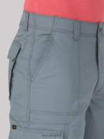 Lee hombres pantalón corto cargo cameron de movimiento extremo y ajuste relajado gris tecnología ropa Z6H6F982 - Image 4