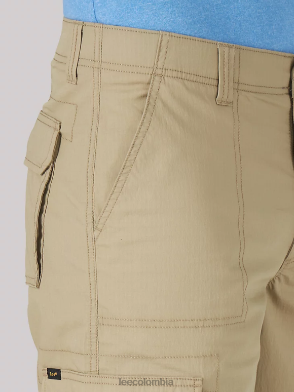 Lee hombres pantalón corto cargo cameron de movimiento extremo y ajuste relajado oscar caqui ropa Z6H6F978 - Image 3