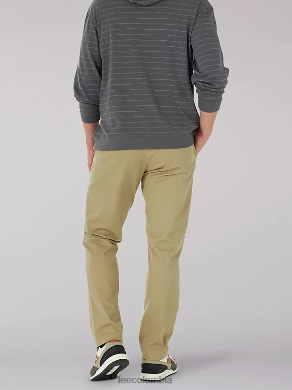 Lee hombres pantalón de frente plano de ajuste relajado mvp de movimiento extremo kc caqui ropa Z6H6F758 - Image 2