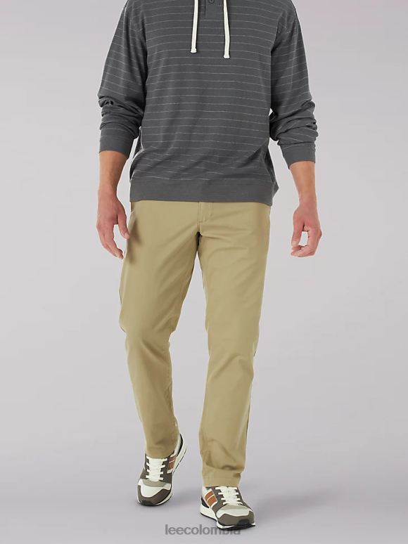 lee_hombres_pantalon_de_frente_plano_de_ajuste_relajado_mvp_de_movimiento_extremo_kc_caqui_ropa_z6h6f758.png Lee hombres pantalón de frente plano de ajuste relajado mvp de movimiento extremo kc caqui ropa Z6H6F758 - Image 1