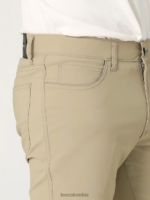 Lee hombres Pantalón sintético de corte slim Extreme Motion caqui kansas ropa Z6H6F705 - Image 4