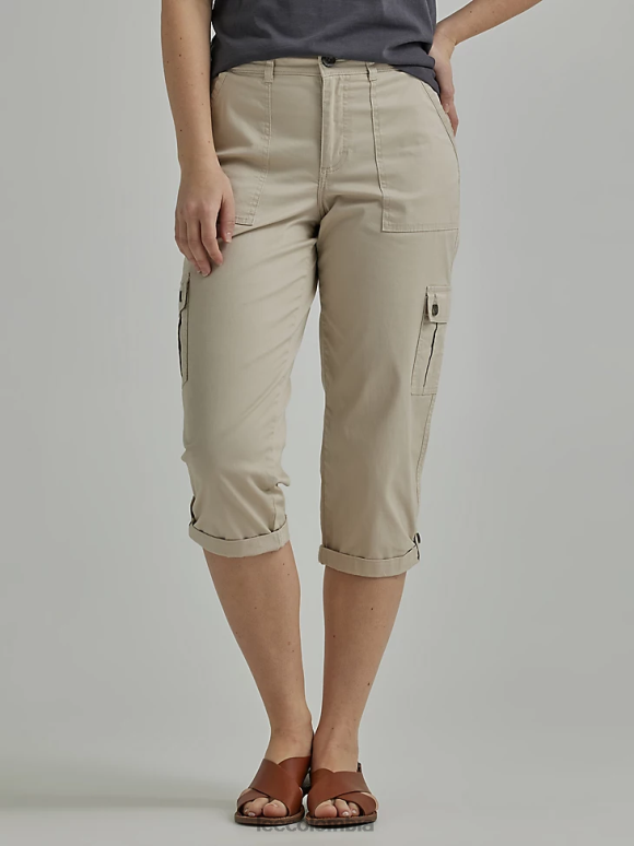 Lee mujer capri cargo relajado ultra lux con flex-to-go (pequeño) beige pionero ropa Z6H6F458 - Image 1