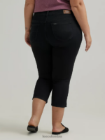 Lee mujer capri legendario de corte regular (plus) negro ropa Z6H6F451 - Image 2
