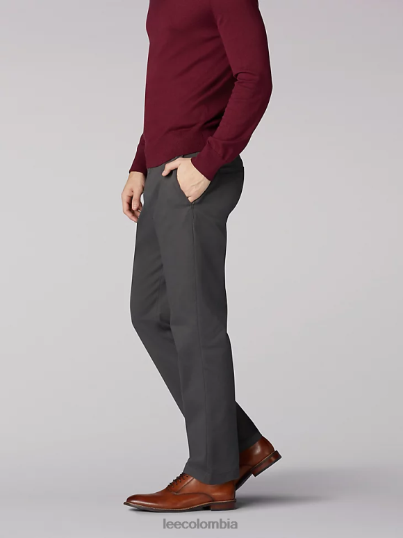 Lee hombres pantalón caqui de ajuste relajado de movimiento extremo gris oscuro ropa Z6H6F738