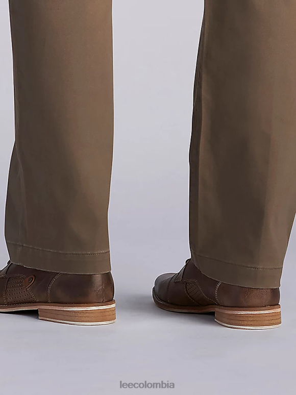 Lee hombres pantalón caqui de movimiento extremo (grande y alto) especia de madera ropa Z6H6F770