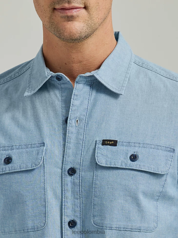 Lee hombres camisa de trabajador de manga corta de movimiento extremo cambray lavado claro ropa Z6H6F896