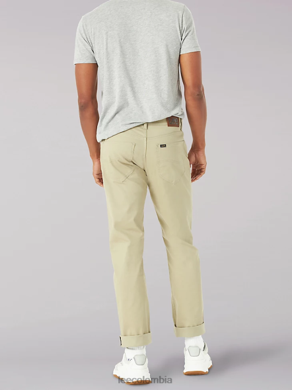 Lee hombres Vaqueros de sarga de ajuste recto súper suaves de movimiento extremo Guijarro ropa Z6H6F643