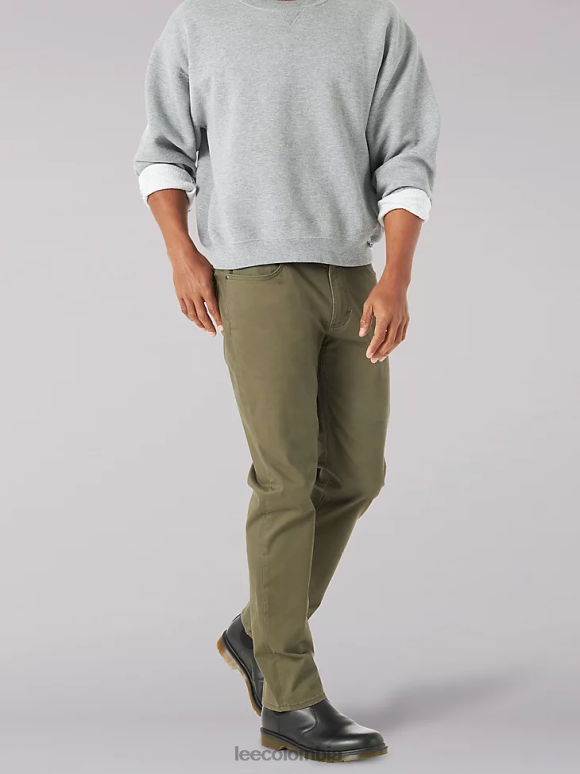 Lee hombres Vaqueros de sarga de ajuste recto súper suaves de movimiento extremo bosque ropa Z6H6F640