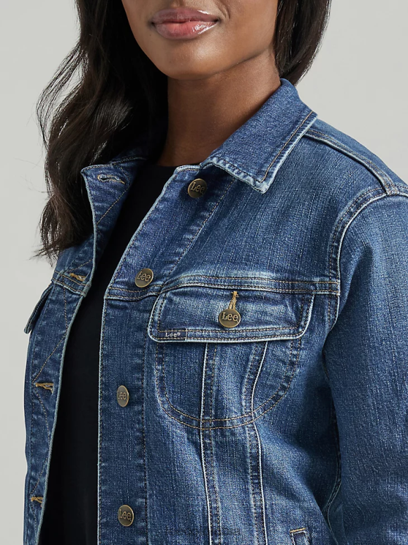 Lee mujer legendaria chaqueta vaquera de corte regular azul destacado ropa Z6H6F414